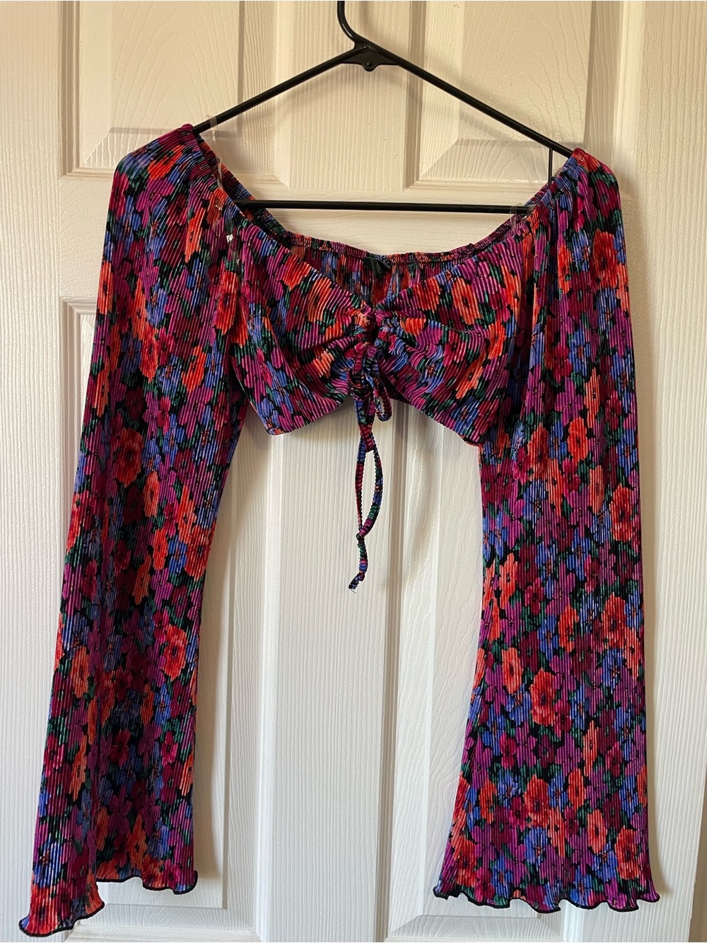 wild fable Off-Shoulder Floral Crop Top in Pink, Red, Blue
